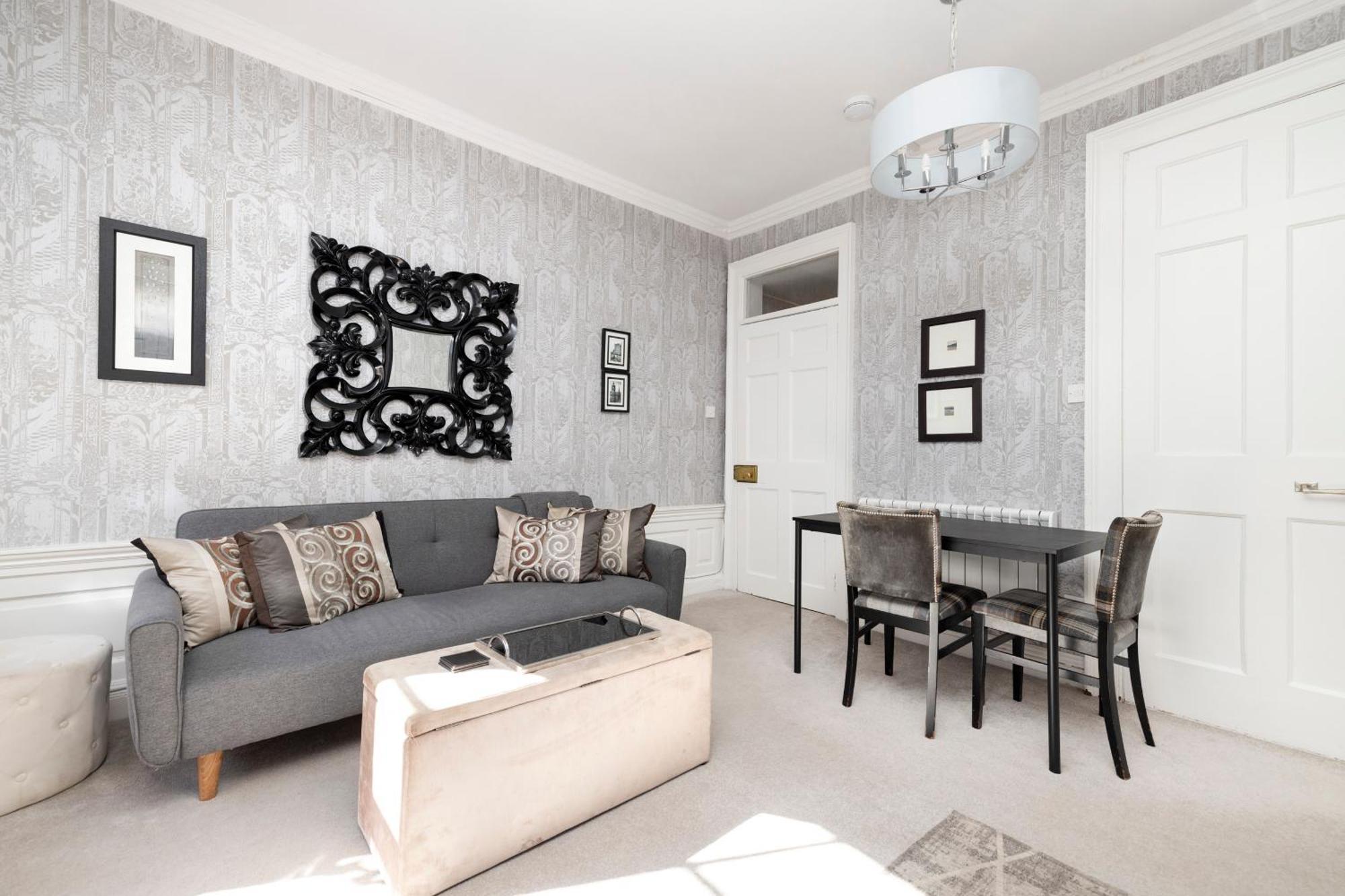 Joivy Exclusive Apartment At The Heart Of New Town Edinburgh Exterior photo